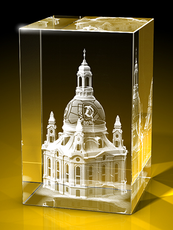 Dresden Souvenirs : Frauenkirche à la Dynamo - Quader (50 x 80 x 50)